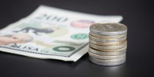 Breaking Borders with Multi-Currency Accounts in NeoBanks